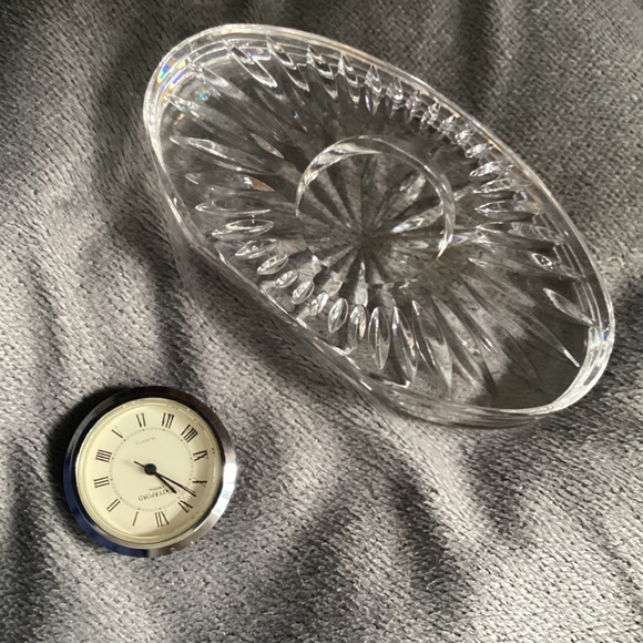 VINTAGE WATERFORD SHERIDAN SMALL TABLE TOP OVAL CRYSTAL CLOCK - Picture 8 of 11